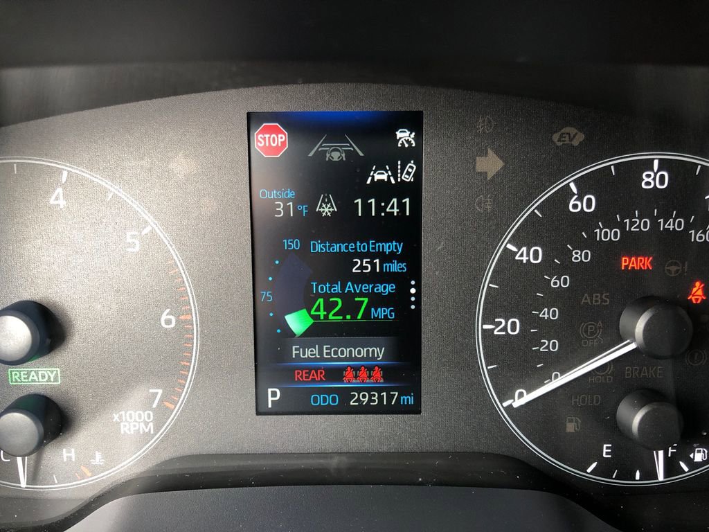 Used 2023 Toyota Corolla LE image 31