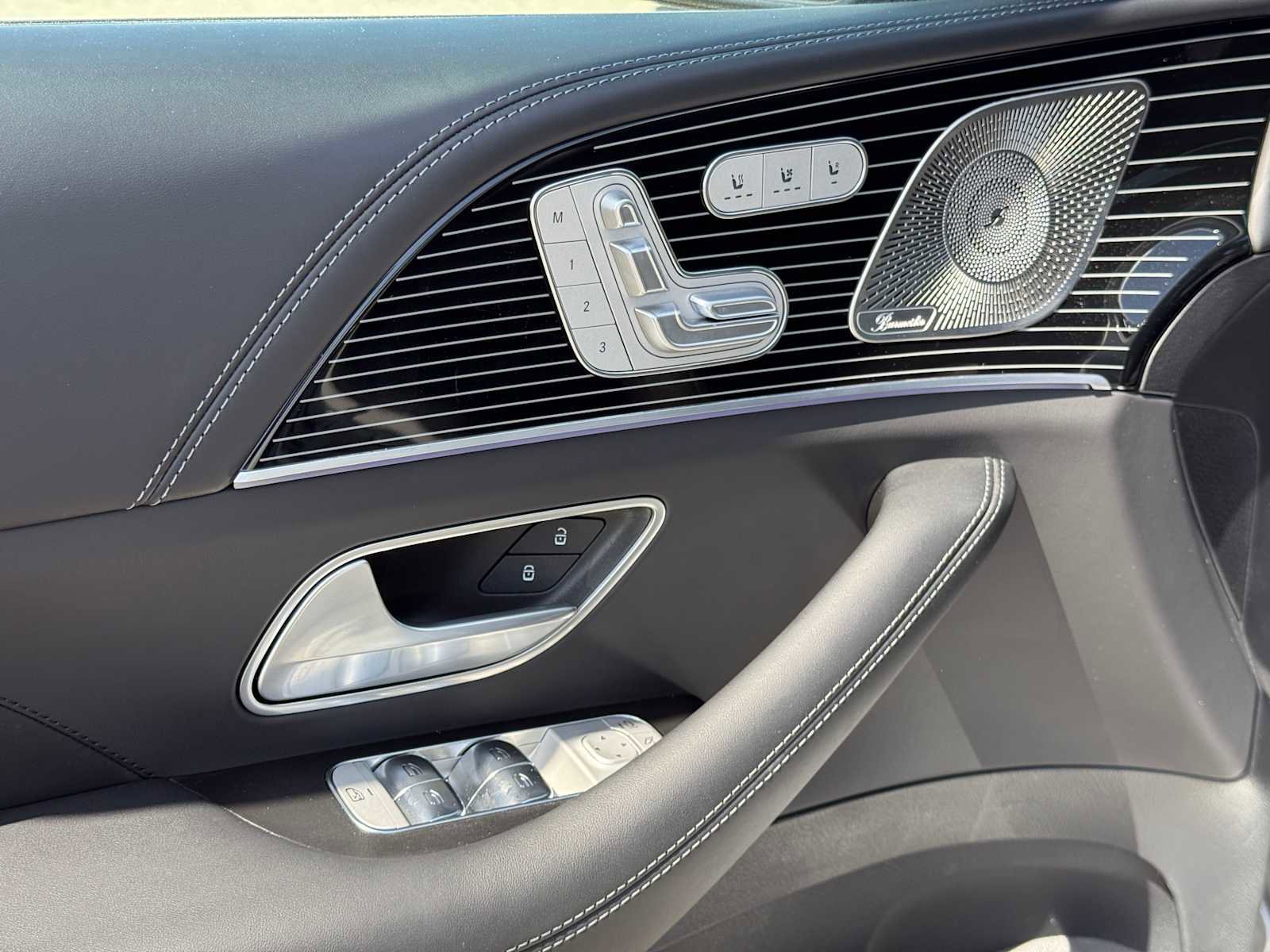 New 2025 Mercedes-Benz GLS 63 AMG 4MATIC image 22