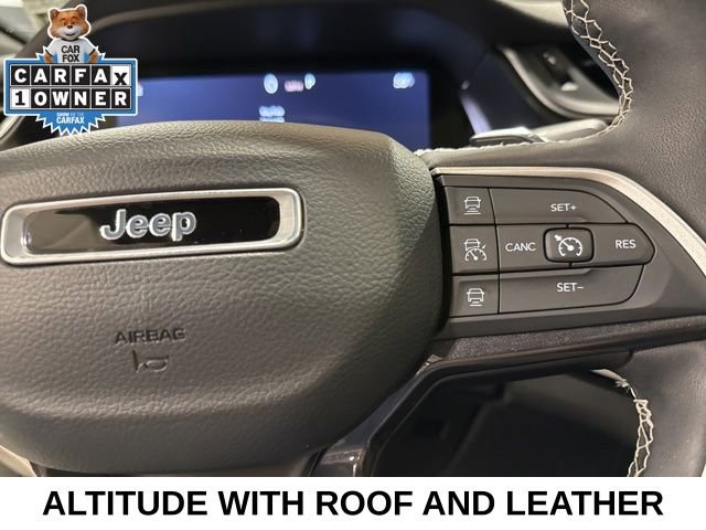 Used 2023 Jeep Grand Cherokee Altitude image 40