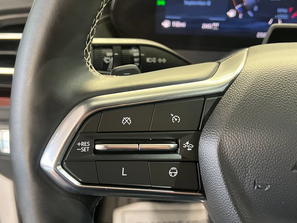 Used 2024 Chevrolet Traverse Z71 w/ Enhanced Driving Package AWD/4WD image 25