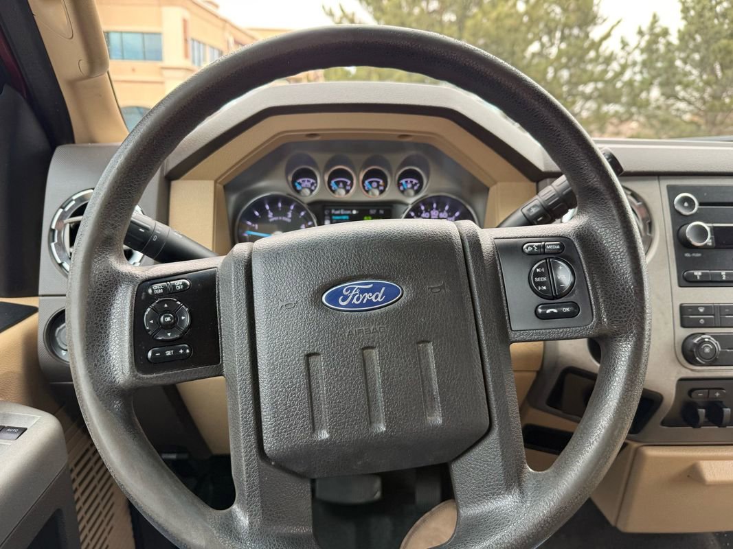 Used 2014 Ford F250 XLT w/ XLT Premium Package image 26