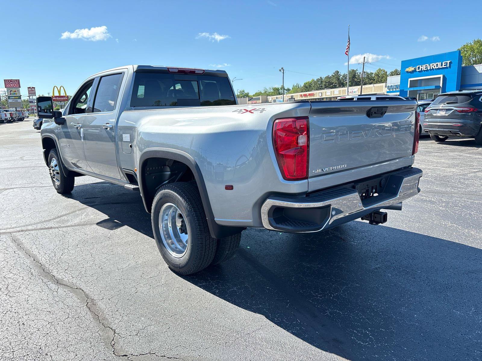 New 2026 Chevrolet Silverado 3500 LTZ w/ LTZ Plus Package AWD/4WD image 3