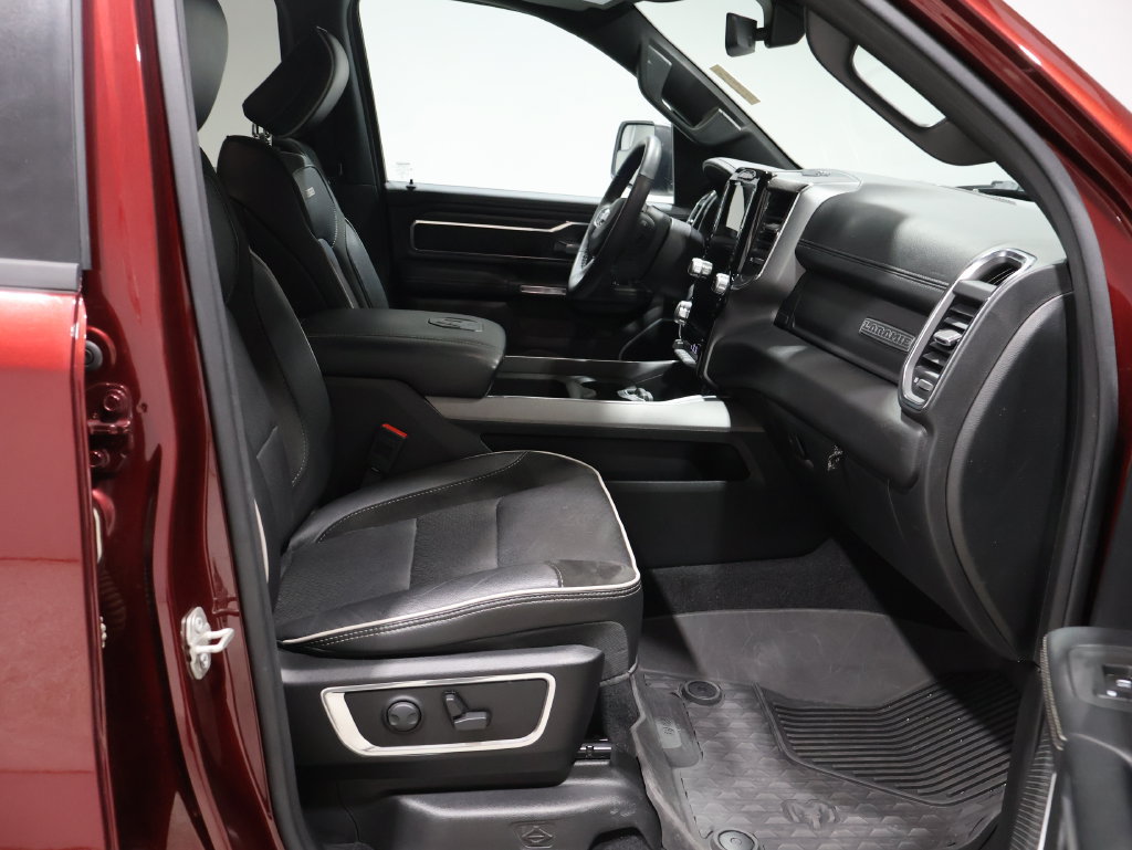 Used 2025 RAM 1500 Laramie AWD/4WD image 22