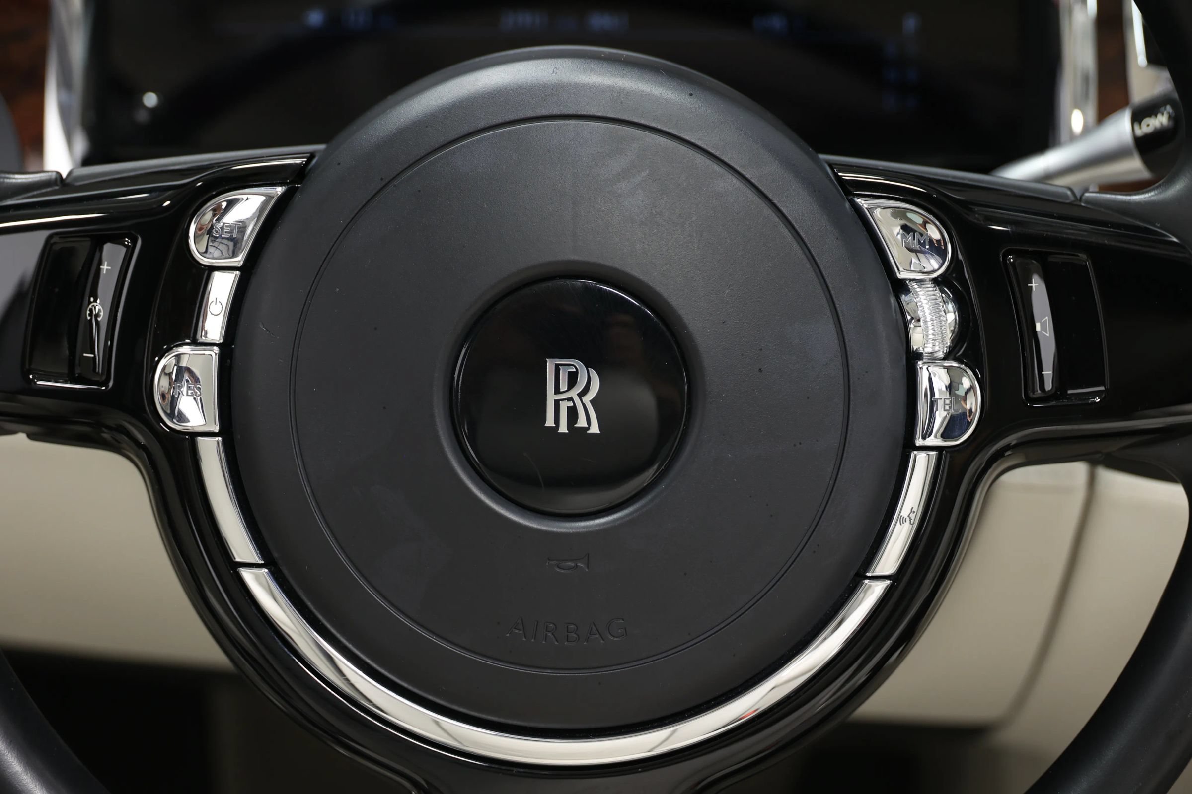 Used 2017 Rolls-Royce Ghost RWD image 29