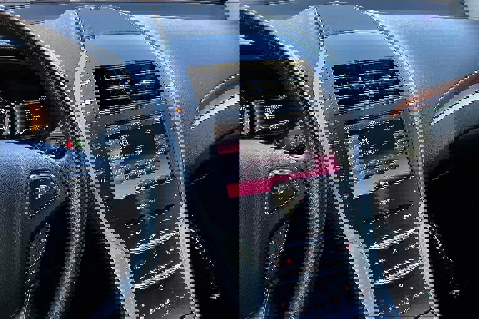 Used 2016 Lincoln MKZ Hybrid image 6