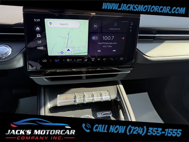 Used 2024 Lincoln Nautilus Reserve w/ Equipment Group 202A AWD/4WD image 28