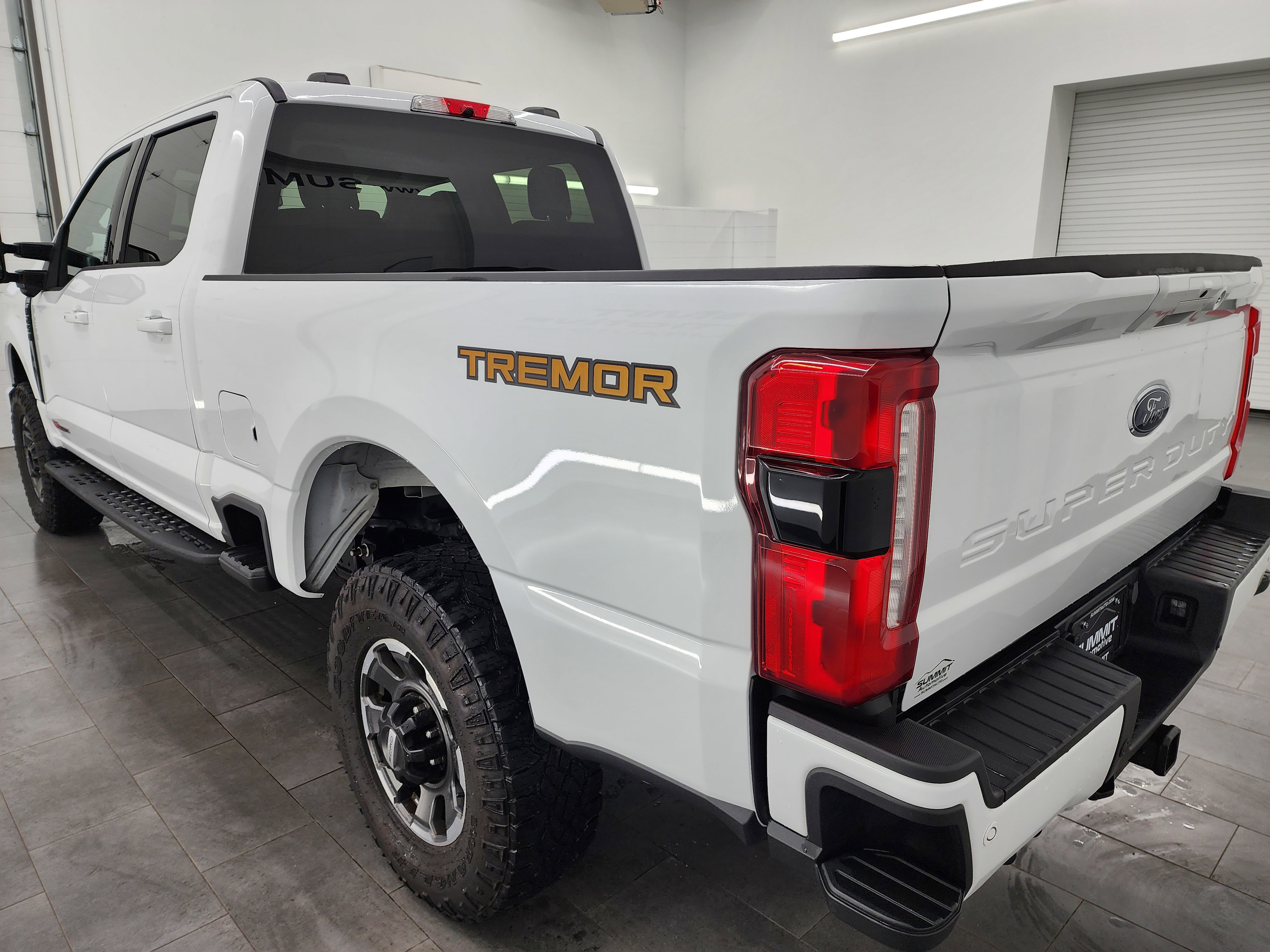 Used 2023 Ford F250 XLT w/ Tremor Off-Road Package image 6