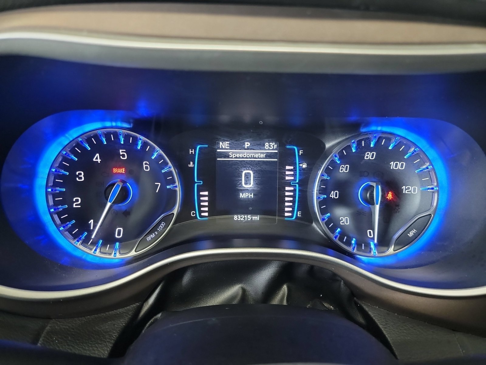 Used 2017 Chrysler Pacifica Touring-L FWD image 18