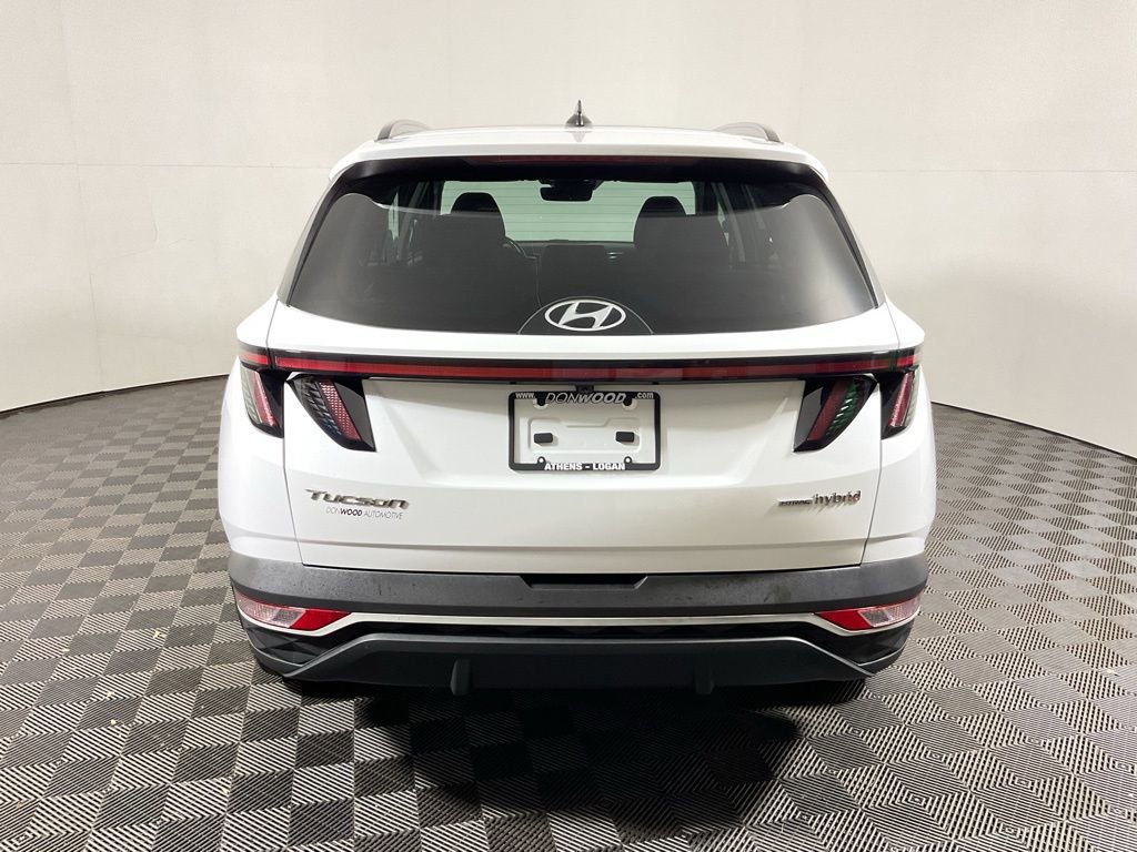 Certified 2022 Hyundai Tucson SEL w/ Cargo Package AWD/4WD image 15