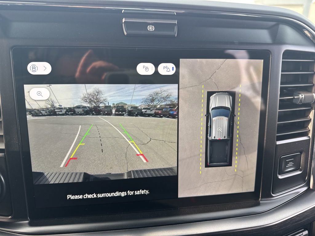 New 2026 Ford F250 Lariat w/ Black Appearance Package image 14