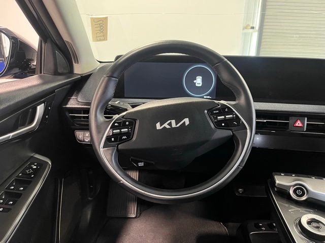 Used 2022 Kia EV6 Wind image 21