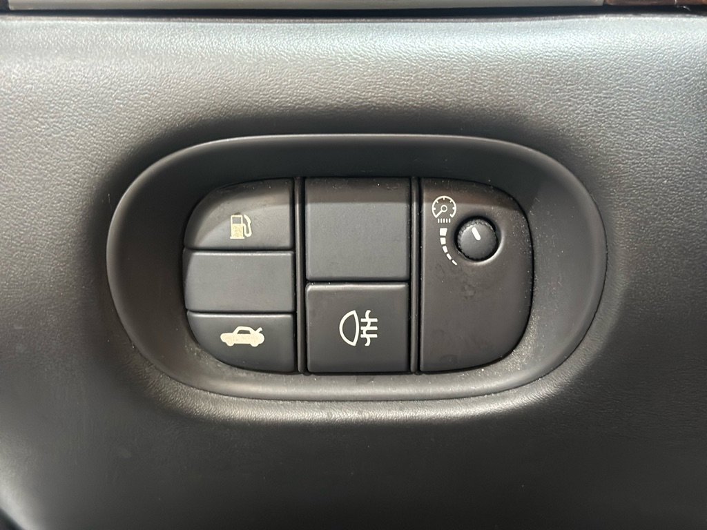 Used 2010 Jaguar XK Coupe image 33