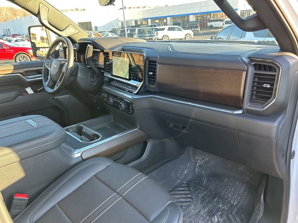 Used 2025 Chevrolet Silverado 2500 High Country w/ Technology Package image 50