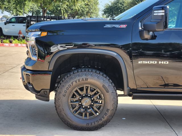 New 2026 Chevrolet Silverado 2500 ZR2 AWD/4WD image 16