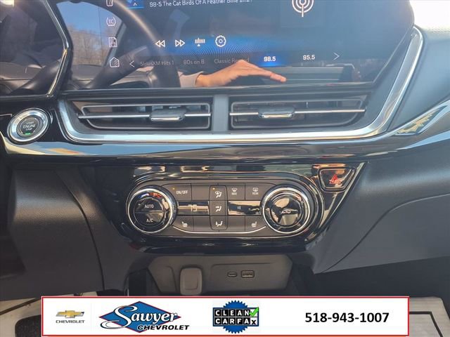 Used 2024 Chevrolet Trax ACTIV w/ Sunroof Package image 20