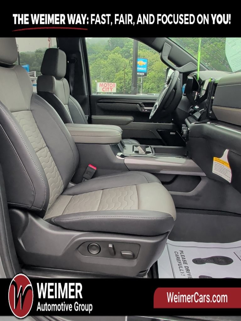 Used 2025 Chevrolet Silverado 2500 ZR2 AWD/4WD image 21