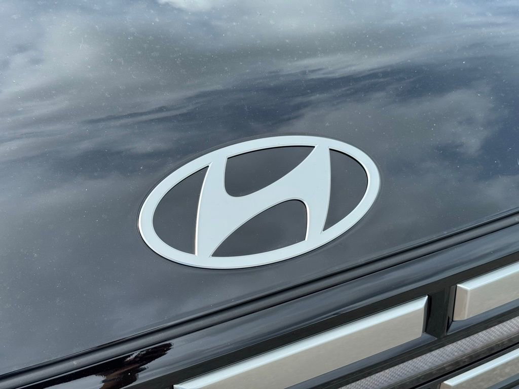 Used 2026 Hyundai Santa Fe SE image 6