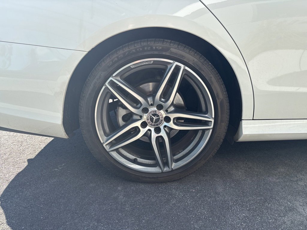 Used 2017 Mercedes-Benz E 300 image 14