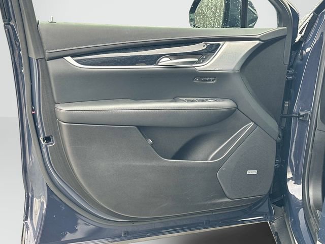 Used 2025 Cadillac XT5 Premium Luxury image 13