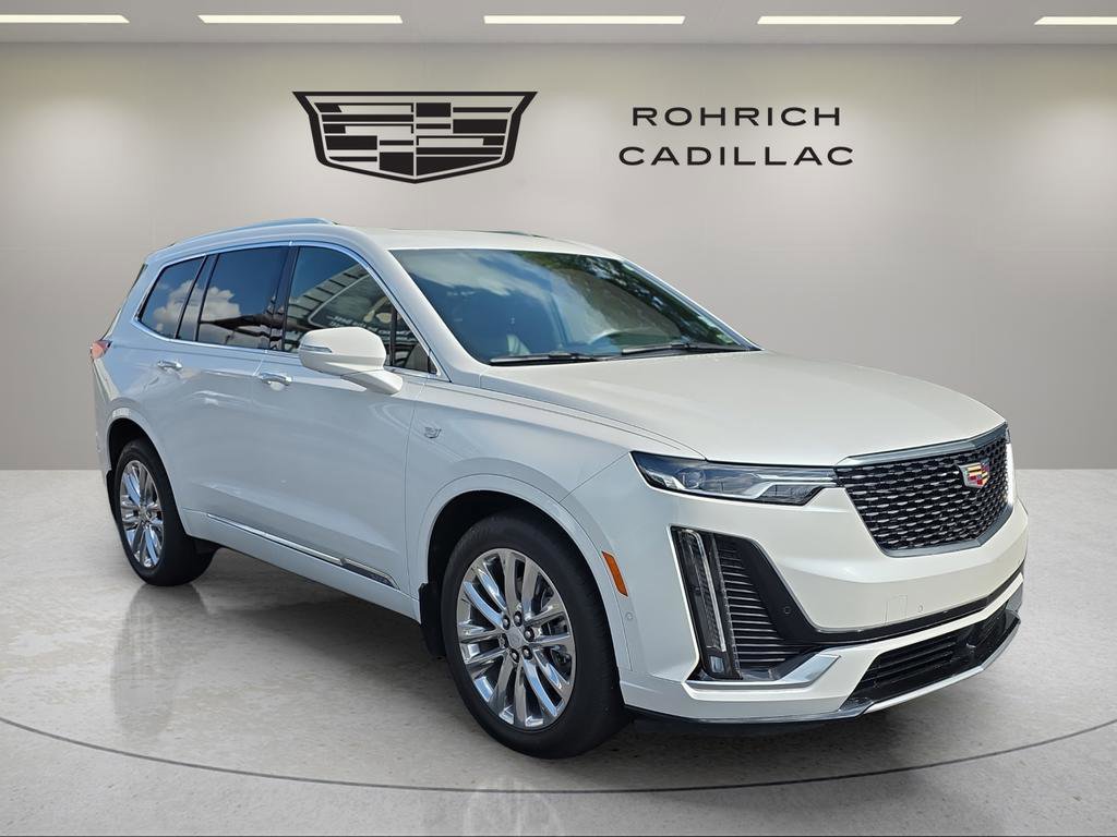 Certified 2023 Cadillac XT6 Premium Luxury w/ Technology Package image 3