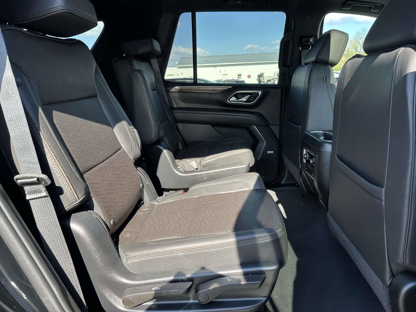 Used 2023 Chevrolet Tahoe High Country image 25
