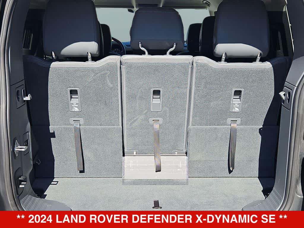 Used 2024 Land Rover Defender 130 X-Dynamic SE AWD/4WD image 34