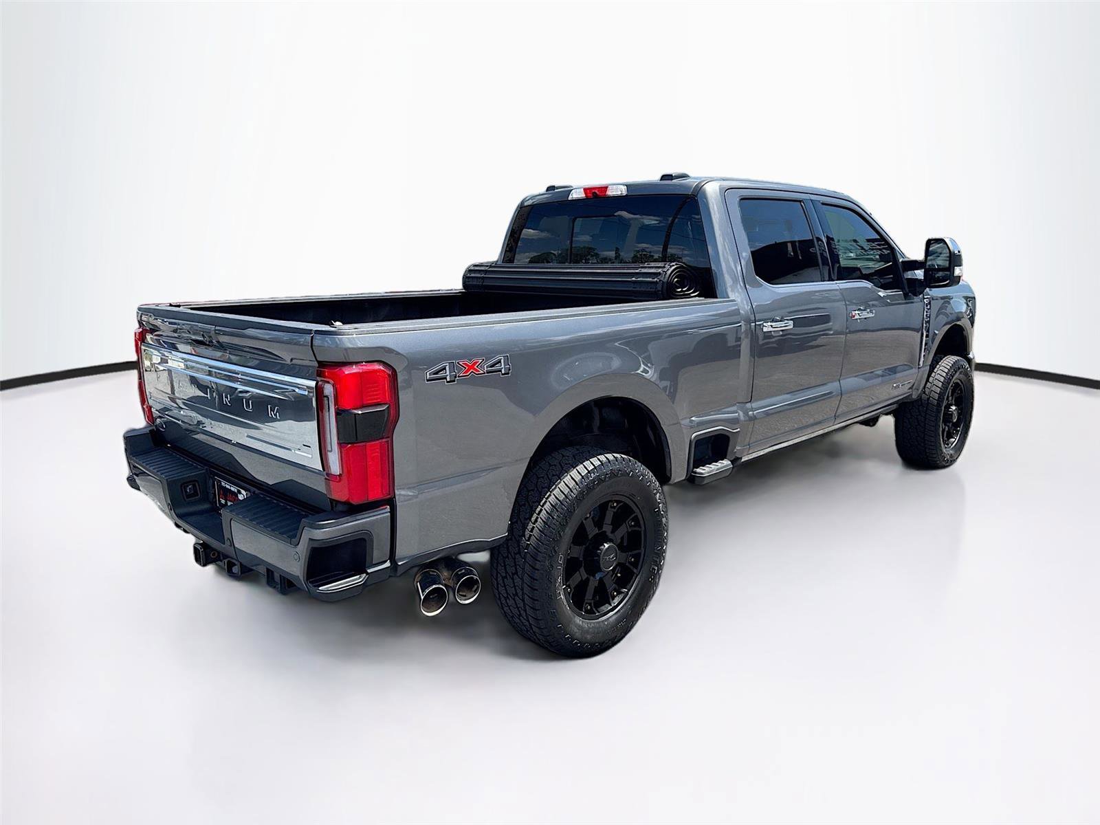 Used 2023 Ford F250 Platinum AWD/4WD image 38