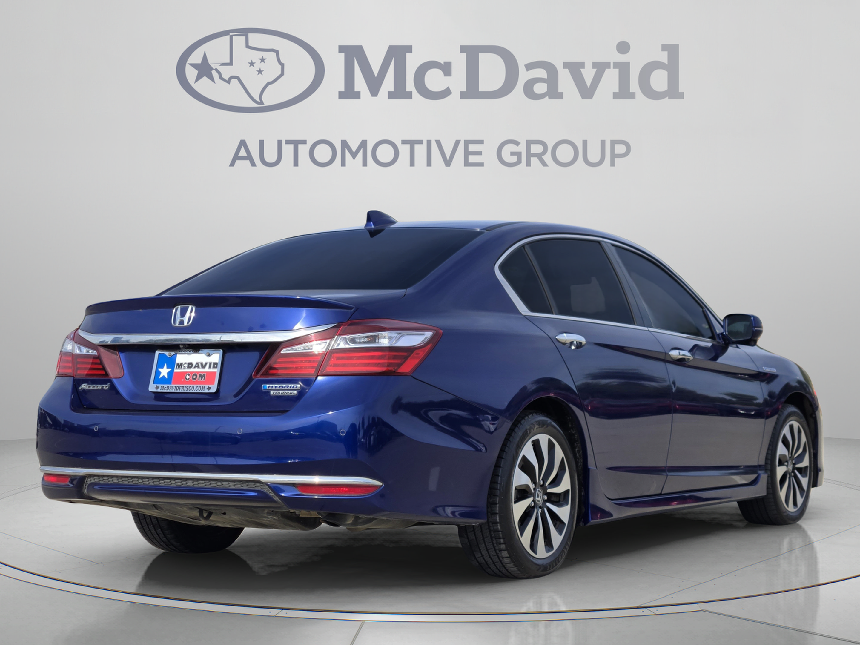 Used 2017 Honda Accord Touring image 6