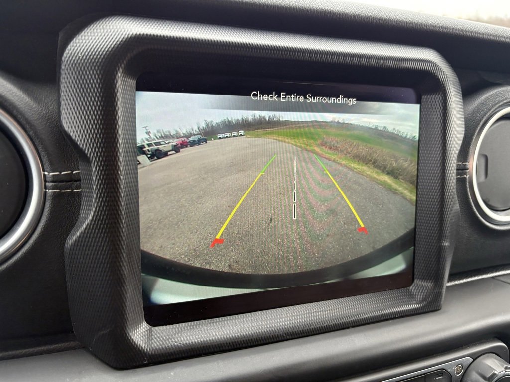 Used 2021 Jeep Wrangler Unlimited Sahara image 46