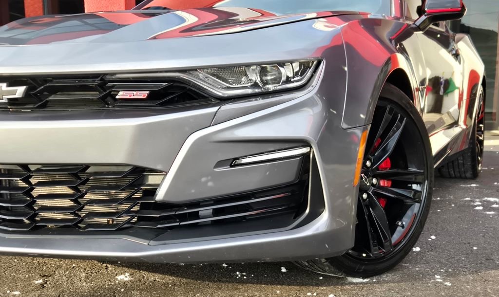 Used 2021 Chevrolet Camaro SS w/ Redline Edition RWD image 3