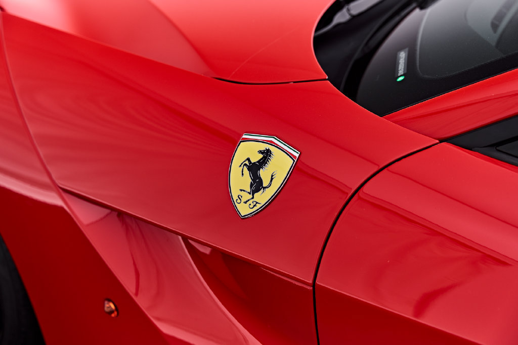 Used 2016 Ferrari F12 Berlinetta RWD image 27