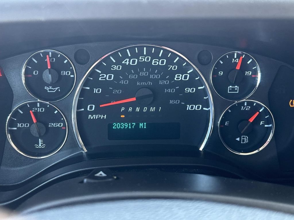 Used 2019 Chevrolet Express 2500 w/ Driver Convenience Package RWD image 29