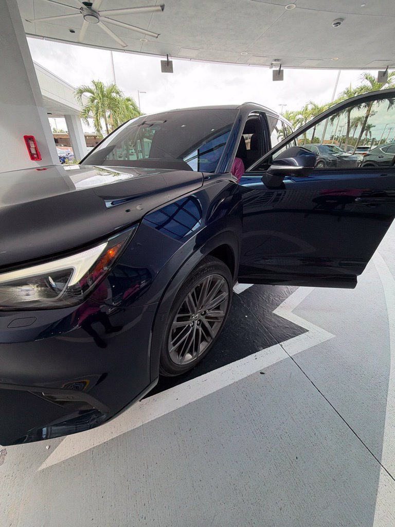Used 2024 Lexus TX 350 AWD w/ Technology Package image 3