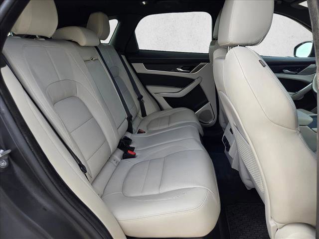 Used 2024 Jaguar F-PACE R-Dynamic S image 19