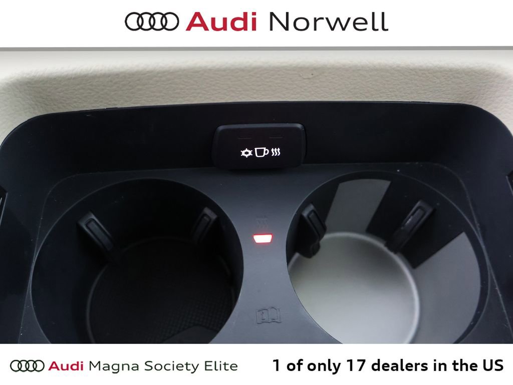 Used 2021 Audi Q5 Prestige w/ Prestige Package image 5