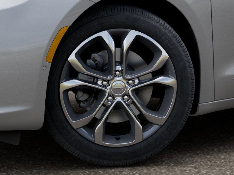 New 2026 Chrysler Pacifica Pinnacle w/ Trailer Tow Group AWD/4WD image 8
