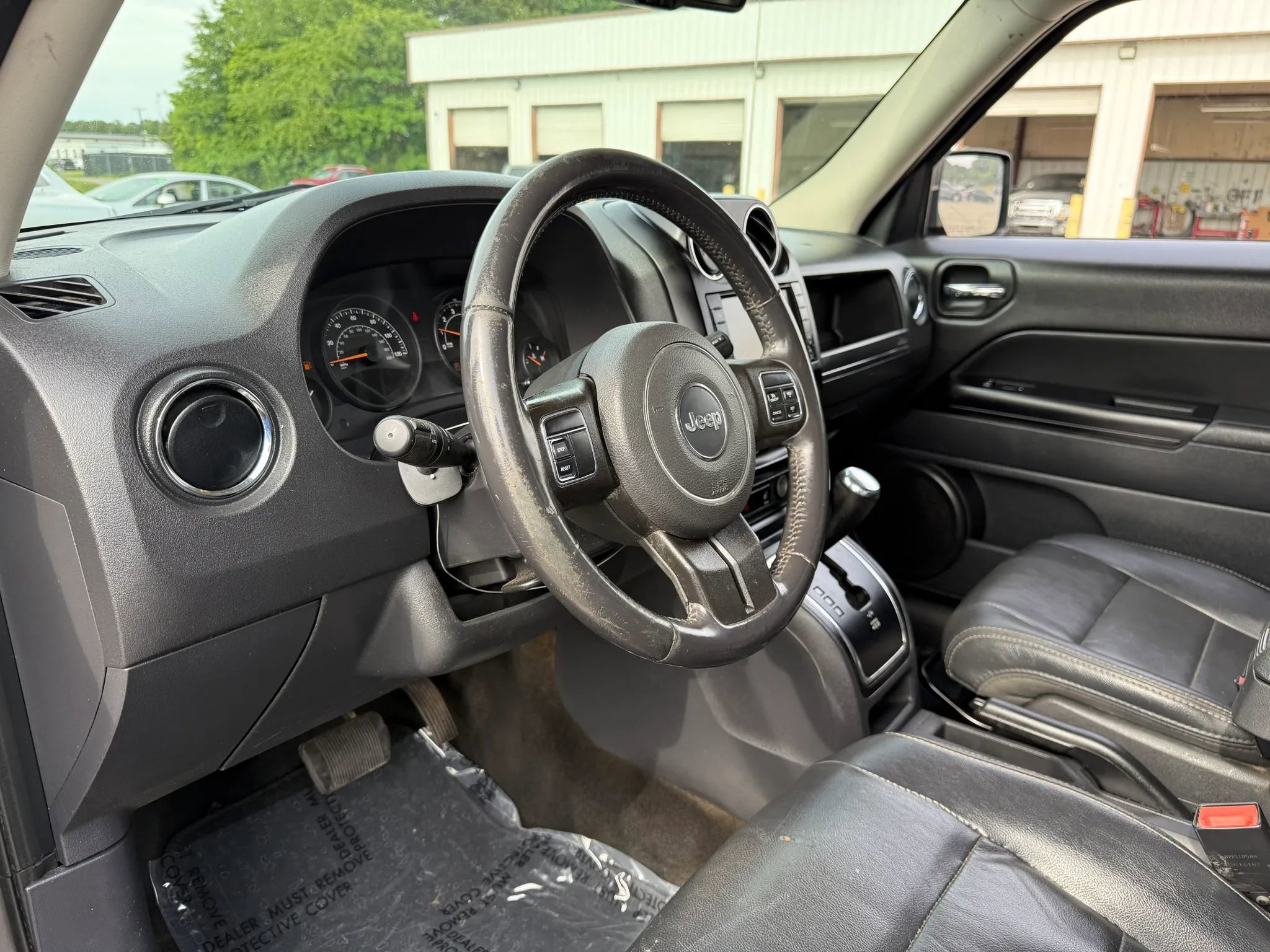 Used 2017 Jeep Patriot High Altitude AWD/4WD image 17