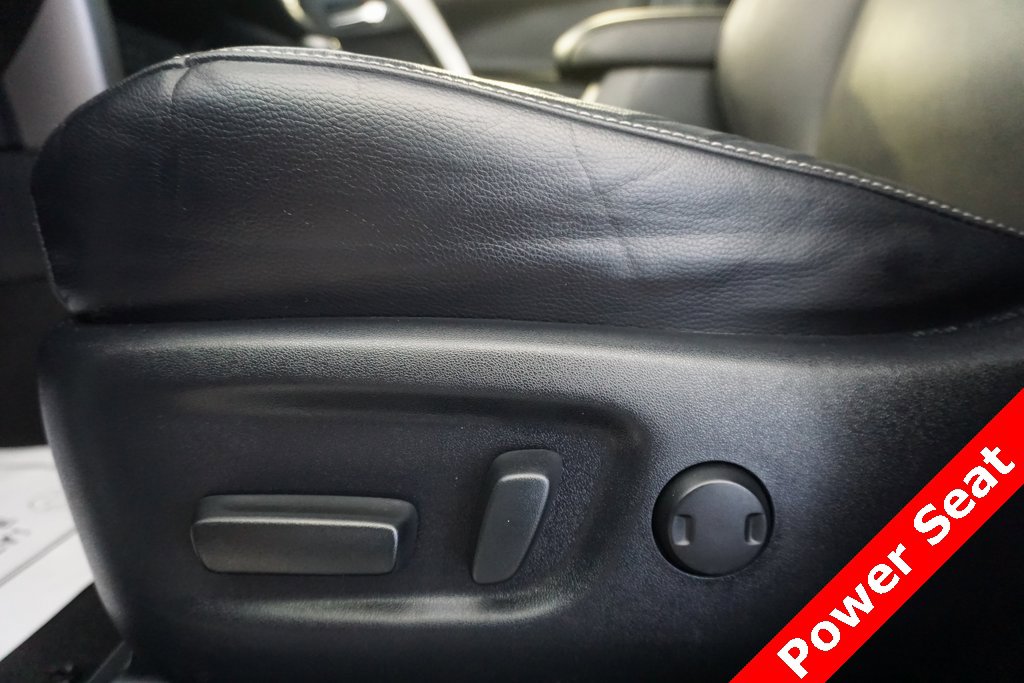 Certified 2018 Toyota RAV4 Limited image 8