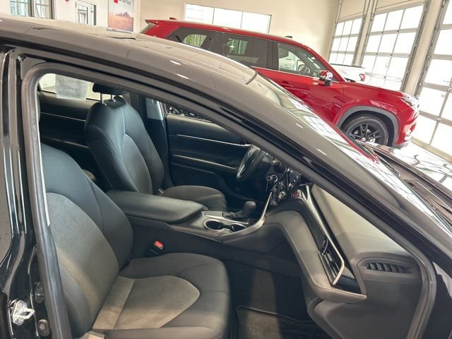 Used 2021 Toyota Camry LE FWD image 16