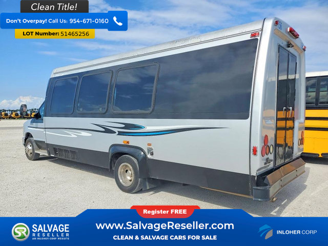 Used 2011 Ford E-450 and Econoline 450 Super Duty RWD image 3