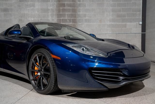 Used 2013 McLaren MP4-12C Spider RWD image 16