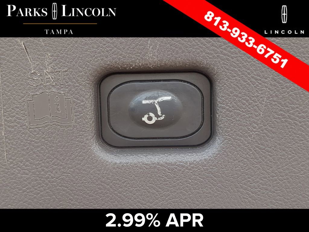 Certified 2022 Lincoln Nautilus Reserve w/ Luxury Package AWD/4WD image 9