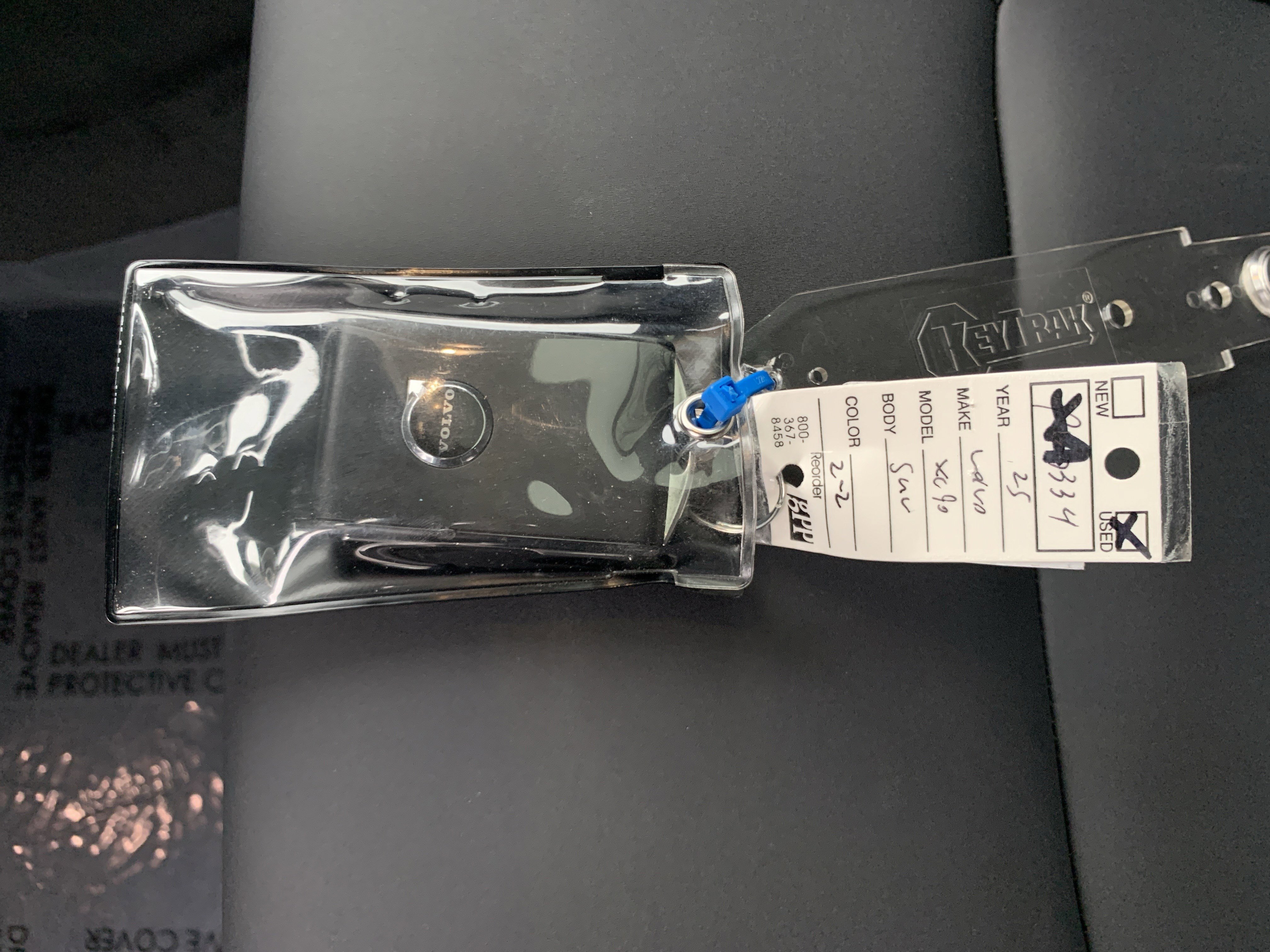 Used 2025 Volvo XC90 B6 Plus image 37