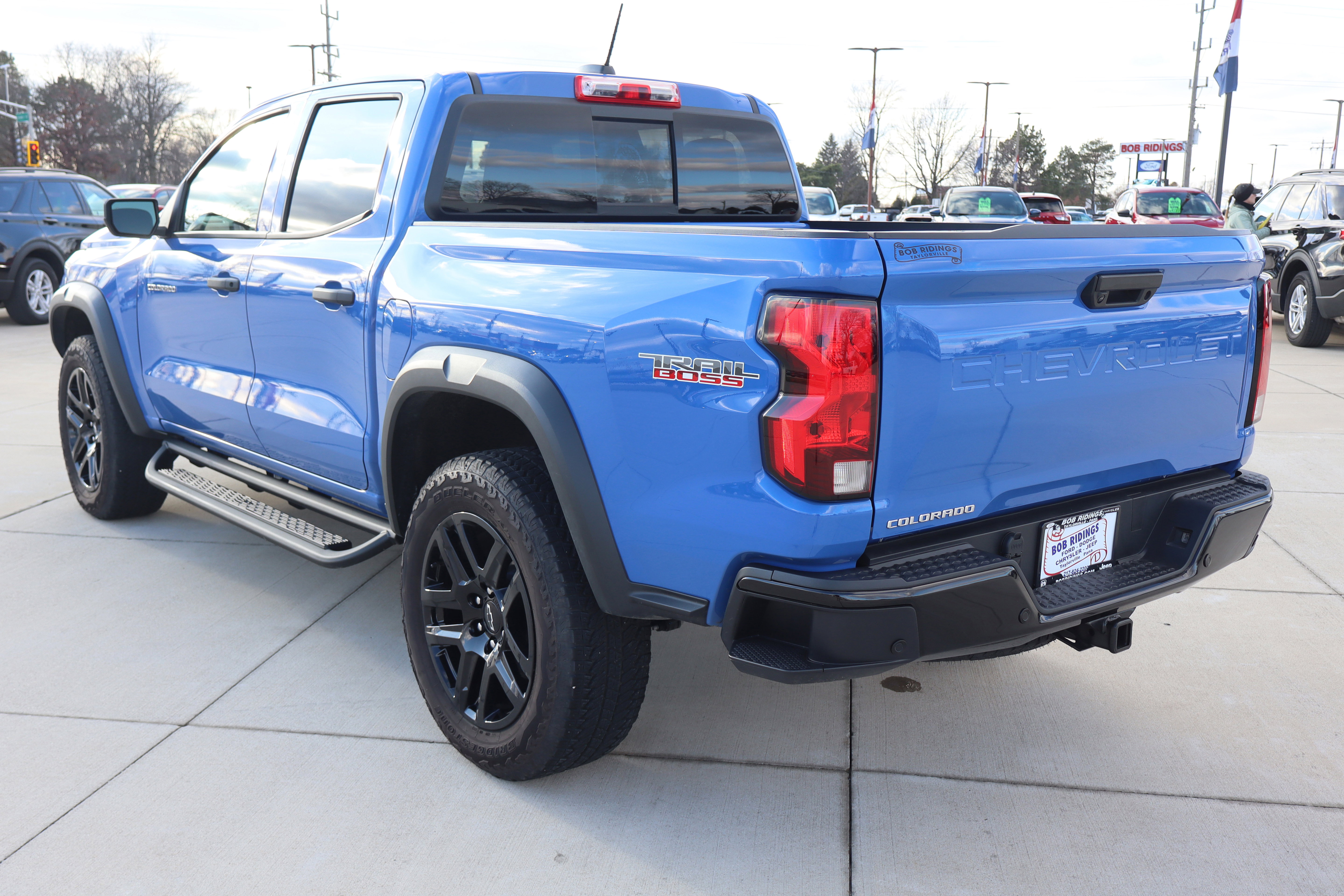 Used 2025 Chevrolet Colorado Trail Boss image 8