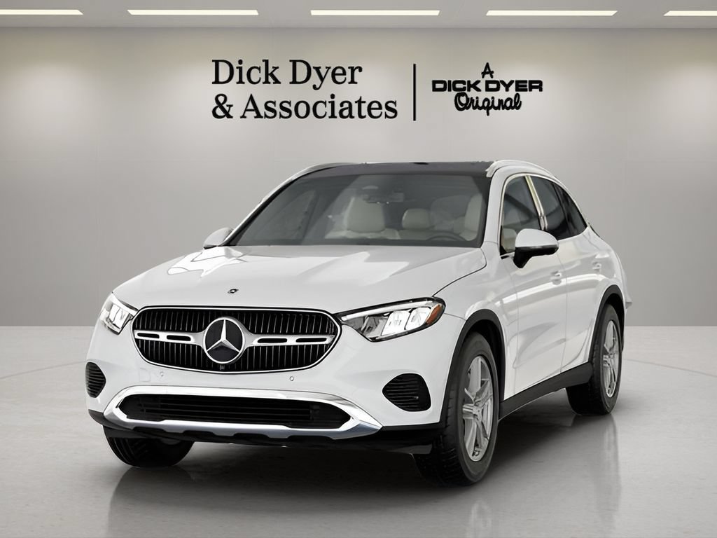 Used 2026 Mercedes-Benz GLC 300 image 32
