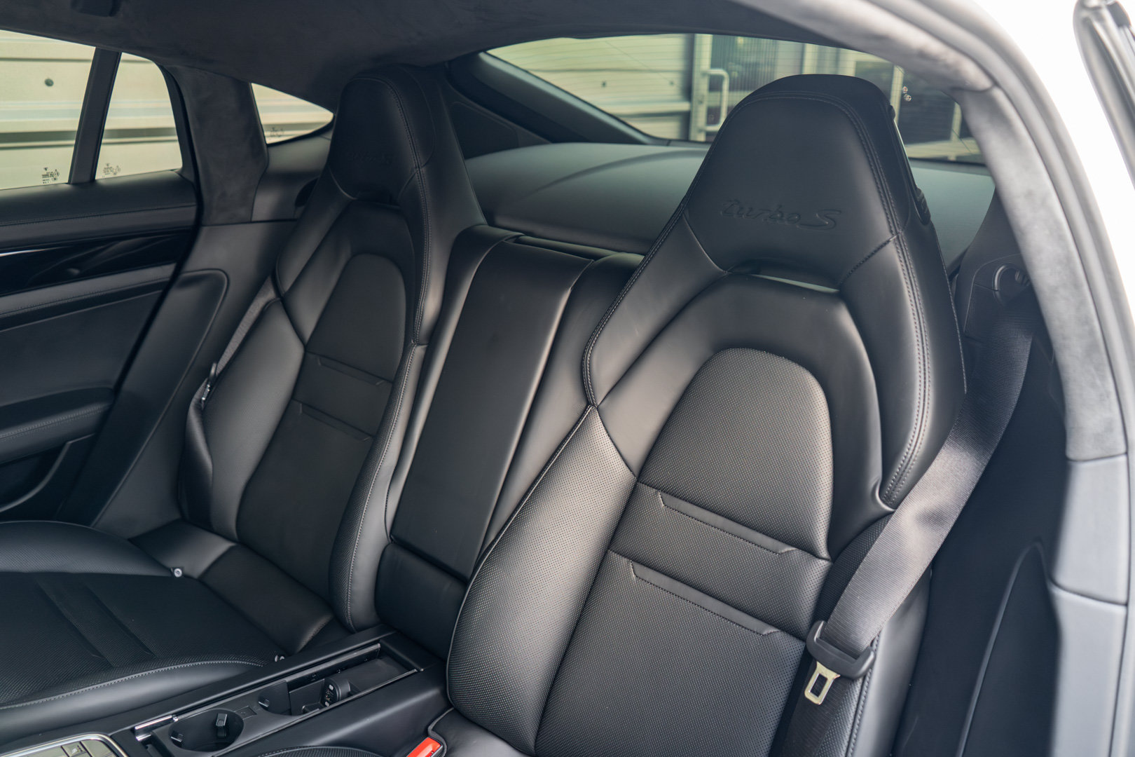 Used 2018 Porsche Panamera Turbo S AWD/4WD image 26
