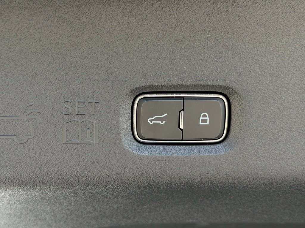 Used 2026 Ford Expedition Max Active RWD image 19