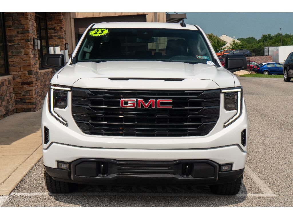 Used 2023 GMC Sierra 1500 Elevation w/ X31 Off-Road Package AWD/4WD image 8
