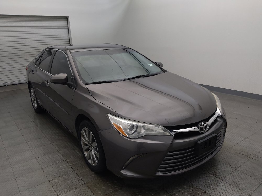 Used 2017 Toyota Camry XLE FWD image 13
