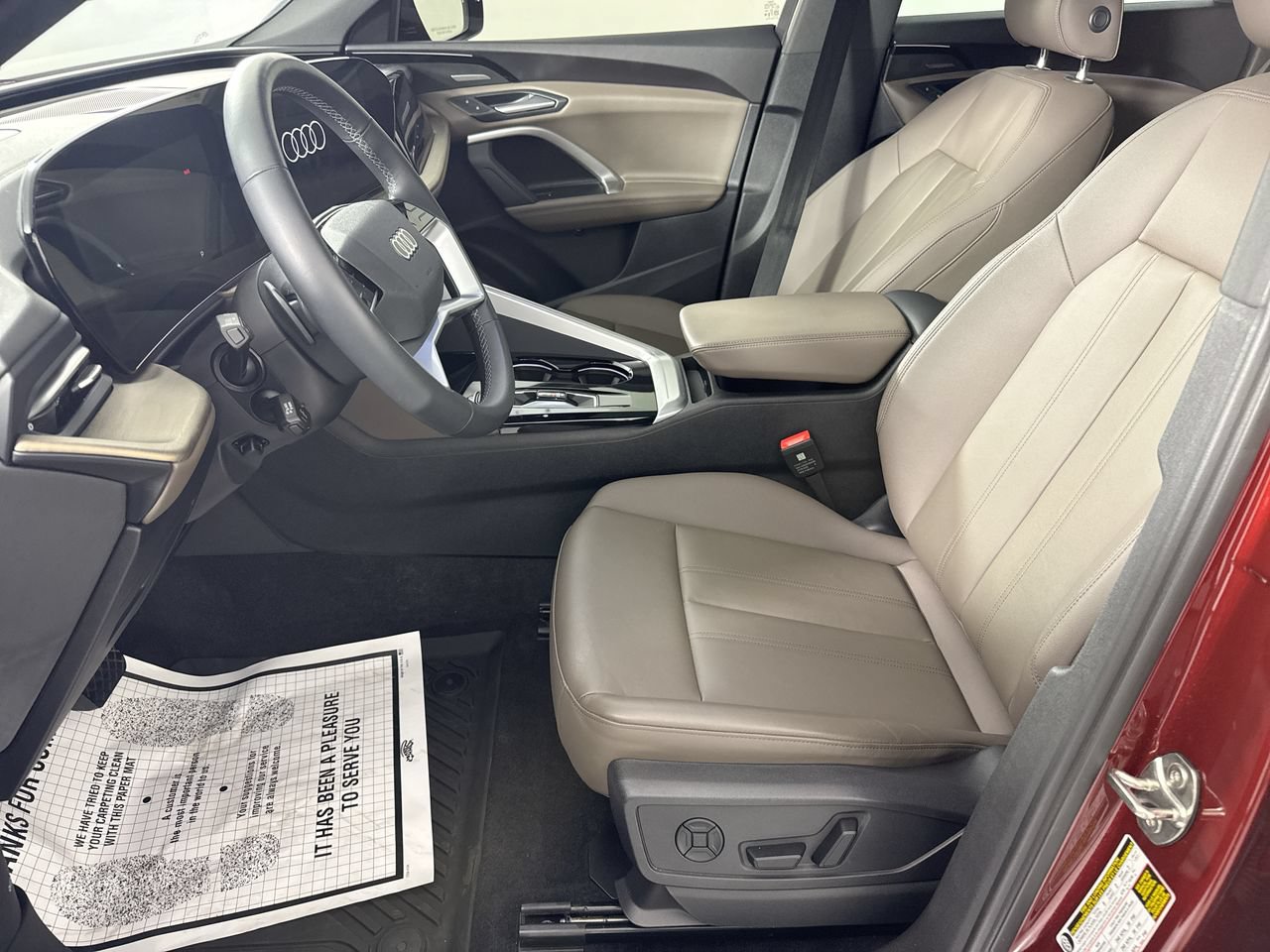 Used 2025 Audi Q5 Premium Plus w/ Premium Plus AWD/4WD image 10